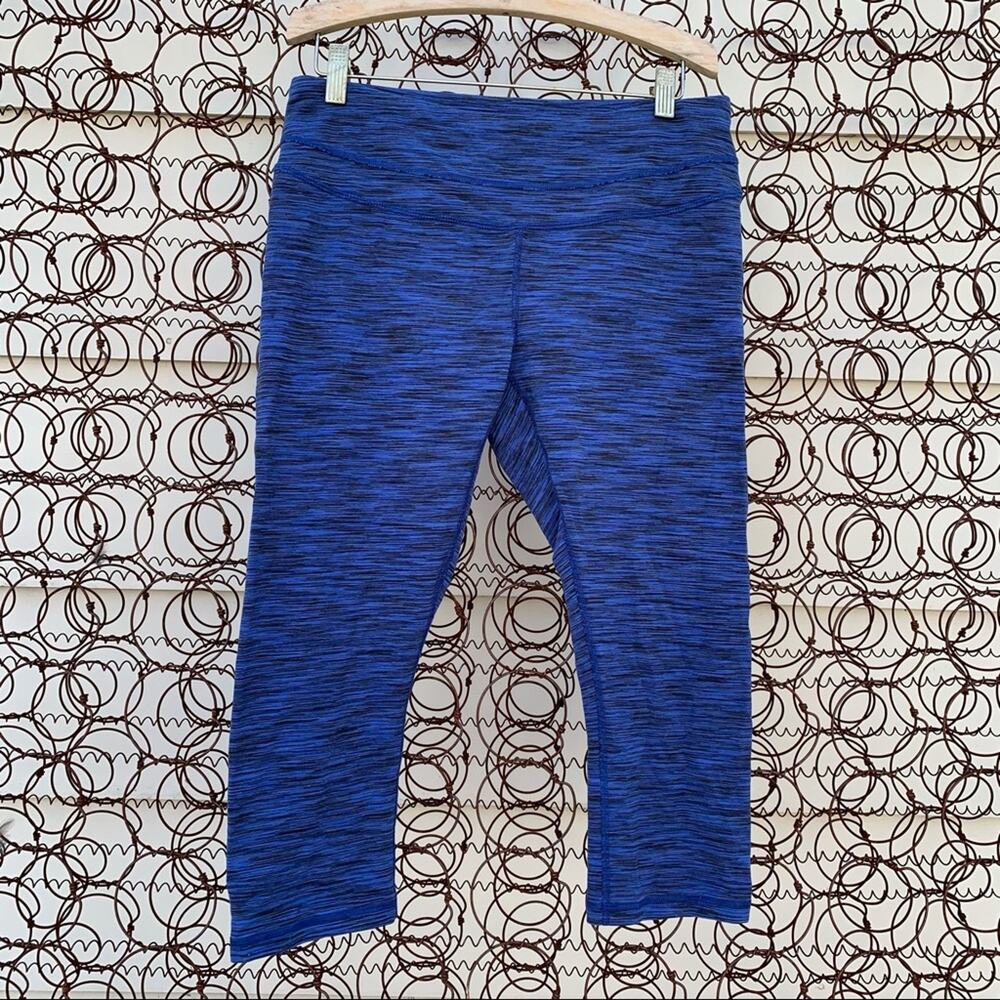 Lucy Capri crop leggings blue heather MEDIUM?